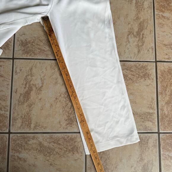 Lululemon Softstreme High-Rise Straight Leg Crop Top Women’s Size 8 Cream - Picture 3 of 10